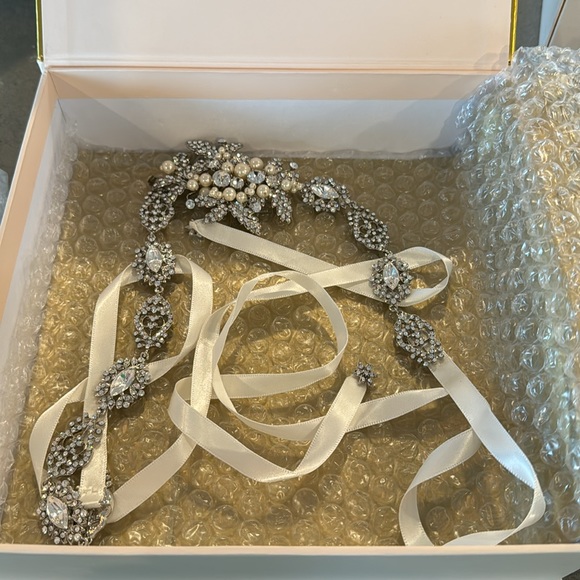 Brand new Twigs & Honey bridal belt or headpiece. Can be used as either. - Picture 5 of 5